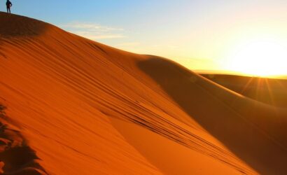 4 days Sahara camel trekking tour from Fes to Marrakech